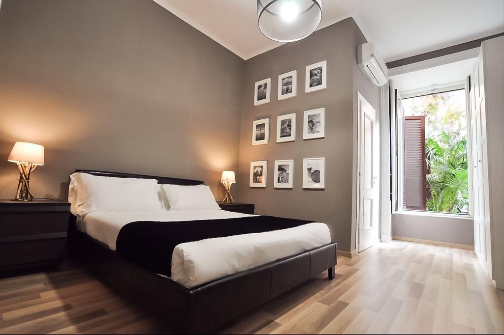 Bed and Breakfast The Royals Experience Neapel Exterior foto
